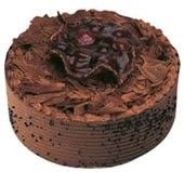 Geleneksel Tariflerle 6–9 Kişilik Çikolatalı Yaş Pasta